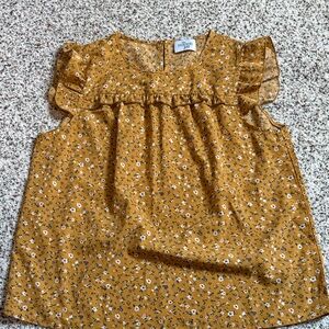 Women’s floral sleeveless top